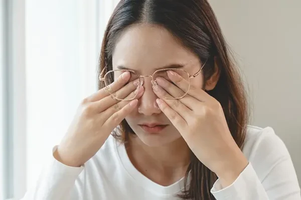 Göz Ağrısı Neden Olur? 5 Çözüm Önerisi​